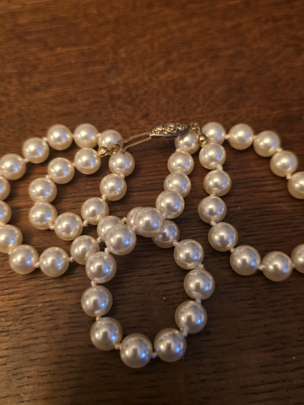 Classic Cream White Pearl Necklace - Wedding Necklace. - Picture 6 of 9